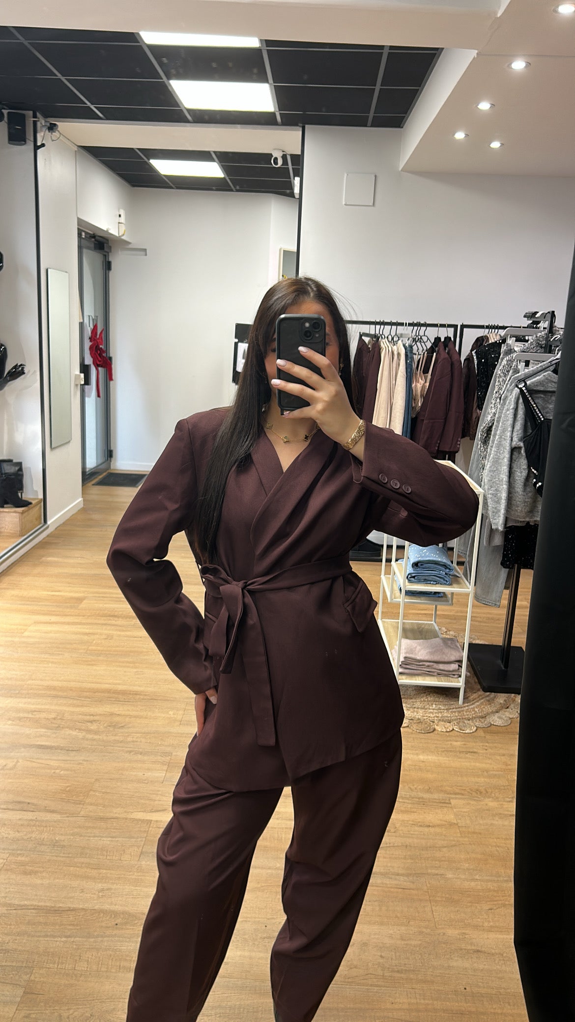 Blazer bordeaux femme à nœud – Élégance chic