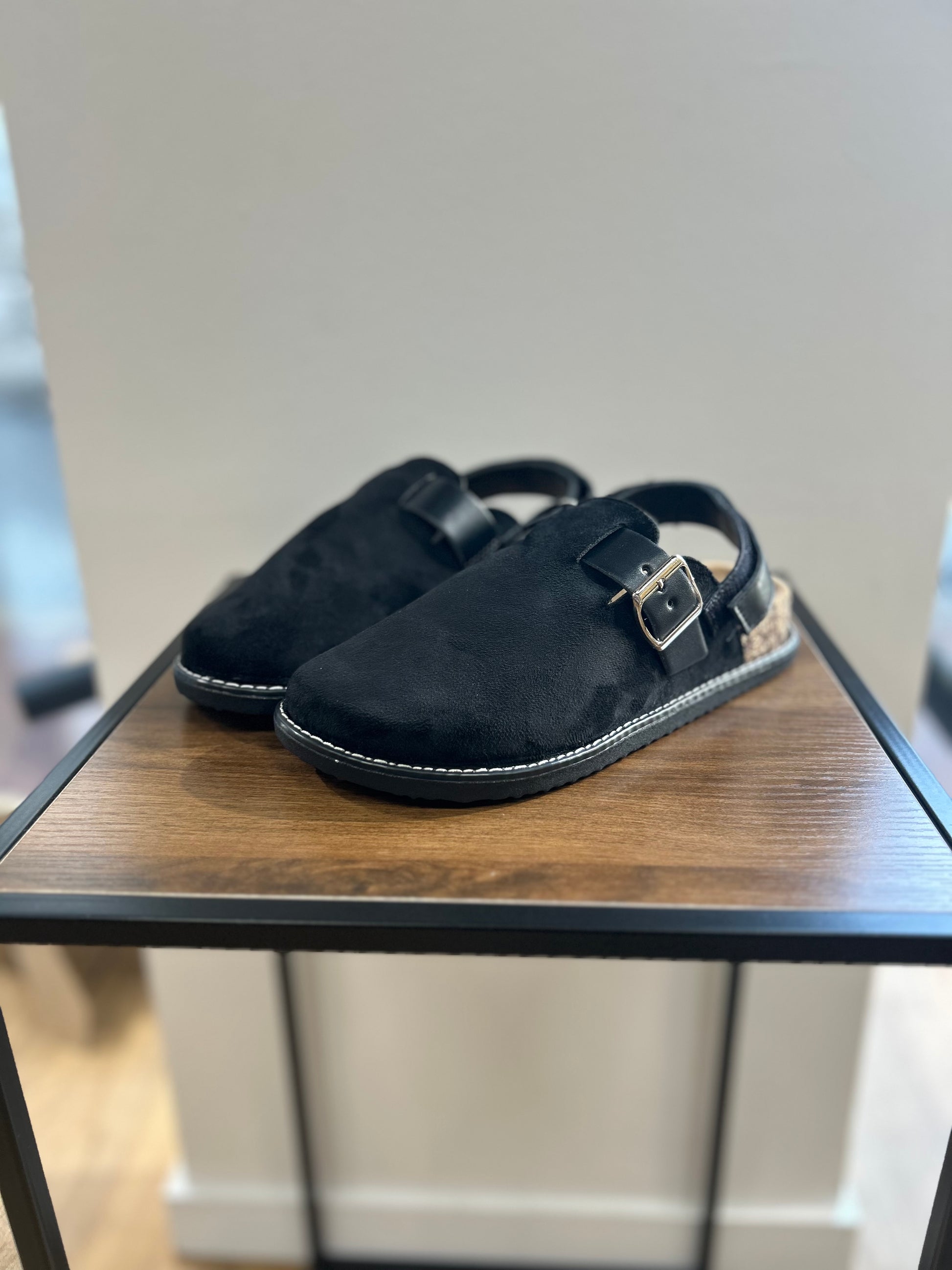 DESTOCKAGE - Mules - Noir