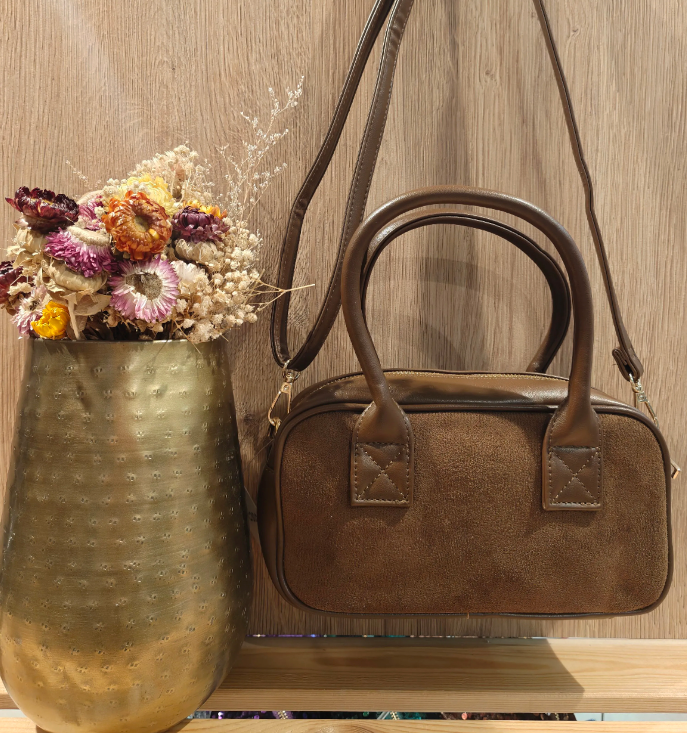 Petit sac bandoulière suédine femme – Noir ou marron