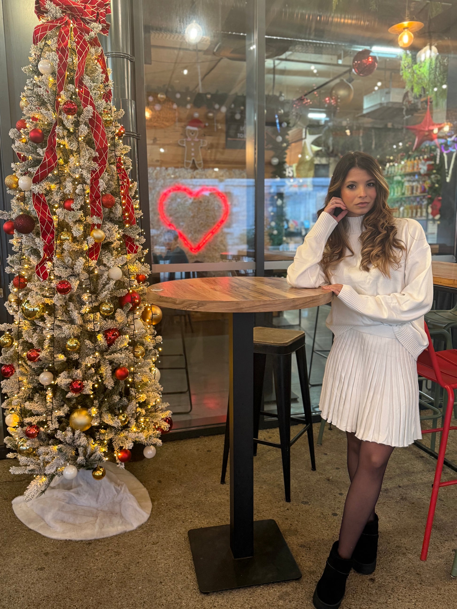 Ensemble pull & jupe en maille blanche femme – Chic coordonné