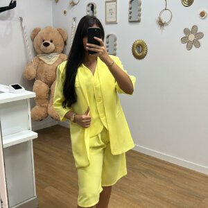 Bermuda Jaune Élégance – Short Chic Femme - Prêt-à-porter féminin Bourg-en-Bresse