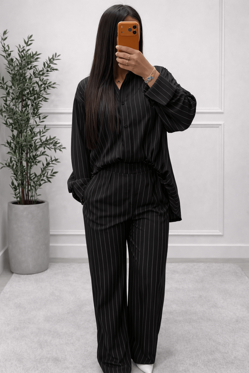 Ensemble Rayé Noir – Chic & Élégance