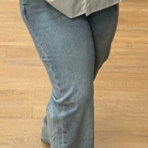 Jean Bleu Clair Coupe Droite Revers Signature - Prêt-à-porter féminin Bourg-en-Bresse